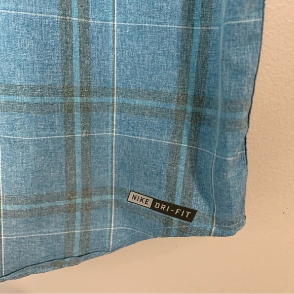 Hurley EUC blue and gray plaid dri-fit short‎ sleeve button down. Size L - Picture 8 of 10